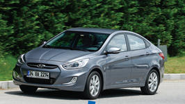 TEST: HYUNDAİ İ30 1.6 CRDİ DCT VE HYUNDAİ ACCENT BLUE 1.6 CRDİ DCT