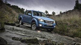 FORD RANGER’IN ARIZA LAMBASI NEDEN YANIYOR?