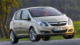 OPEL CORSA’NIN ARIZA IŞIĞI NEDEN YANIYOR?