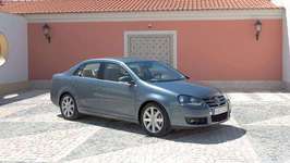 VW JETTA’NIN SÜREKLİ SAĞA ÇEKME SORUNU İÇİN NE ÖNERİRSİNİZ?