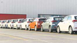 OTOMOTİVCİLERİN YENİ PAZARI ABD VE İRAN