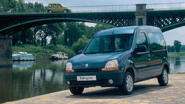 RENAULT KANGOO’NUN DİREKSİYONUNU TAM SAĞ YAPINCA MOTOR NEDEN STOP EDİYOR?