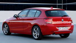 BMW 118İ’NİN ÖN İLE ARKA LASTİK EBATLARI NEDEN FARKLI?