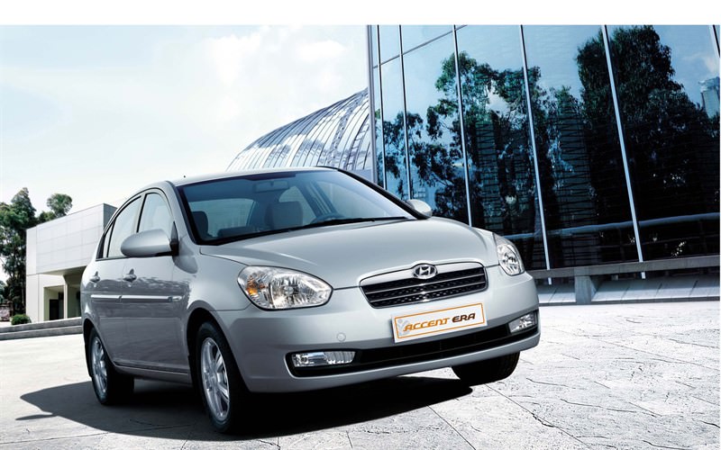HYUNDAİ ACCENT’IN BUJİLERİ NEDEN NEMLENİYOR?