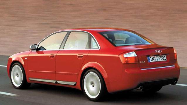 audis4_2002_1024x768_wallpaper_06_d.jpg