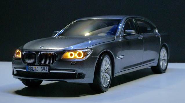 bmw_750_d.jpg