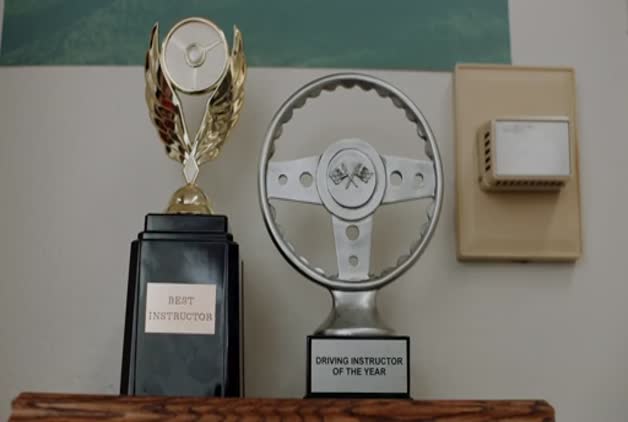 Örümcek Adam ehliyet sınavına girerse