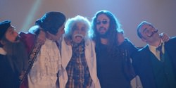 Eflatun’dan ‘Nostradamus’lu, Dali’li ,Mozart Ve Einsteinlı’ Şarkı