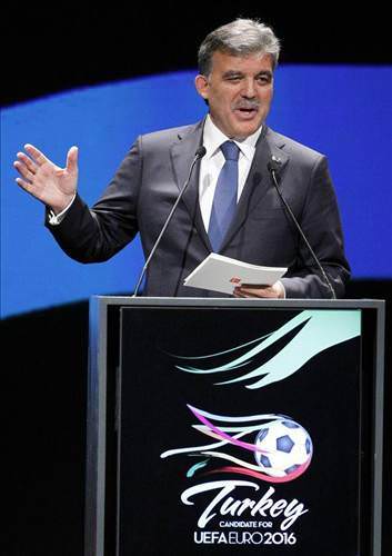 http://i.tmgrup.com.tr/sb/galeri/spor/euro_2016da_karar_gunu/01_d.jpg