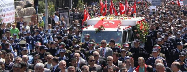Şehit teğmene son veda 