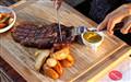 Bu restoranda e�yalar da sat�l�k!