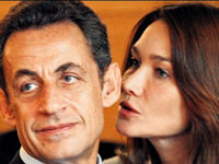 Sarkozy, 'torpil'in kitab�n� yaz�yor!