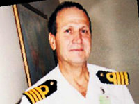 Emekli Albay'�n s�r intihar�