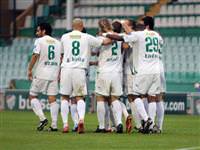 Bursaspor forvet pe�inde
