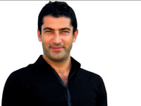 Saat fark�yla Hollywood'da