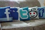 Facebook'ta bu kez kad�n doland�r�ld�