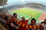 Olimpiyat Stad�'n�n üstü kapan�yor