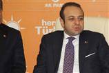 AB kendi kalesine gol at�yor!