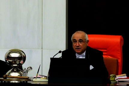 Çiçek devrede