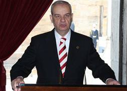 ��te Ba�bu�'un ko�u� arkada��