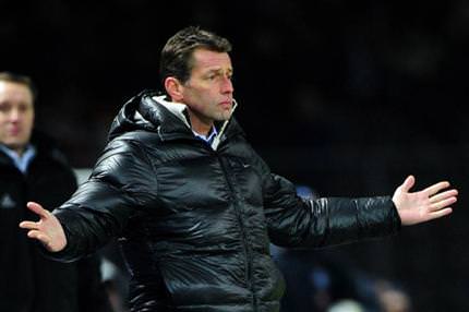 Karabükspor'dan Skibbe'ye teklif