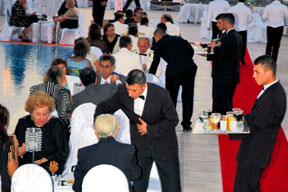 Ordu evini millete açtı