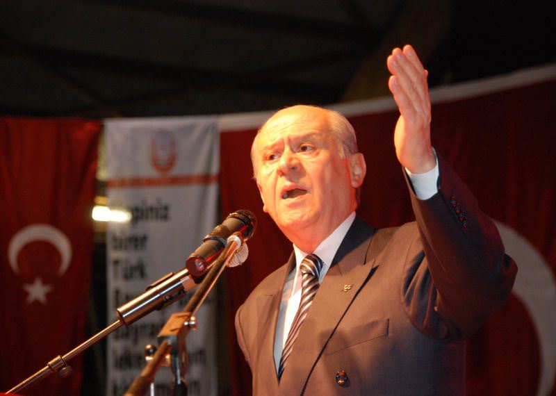 Tarihi çaptan dü�ürüyorlar