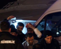 Deniz otobüsü ile tanker çarp��t�