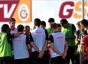 Galatasaray'dan �ki Bomba...