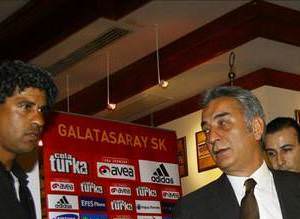 Galatasaray'a haber g�nderdi