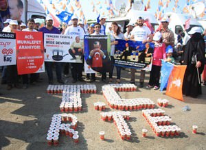 Kazl�çe�me'de ilginç pankartlar