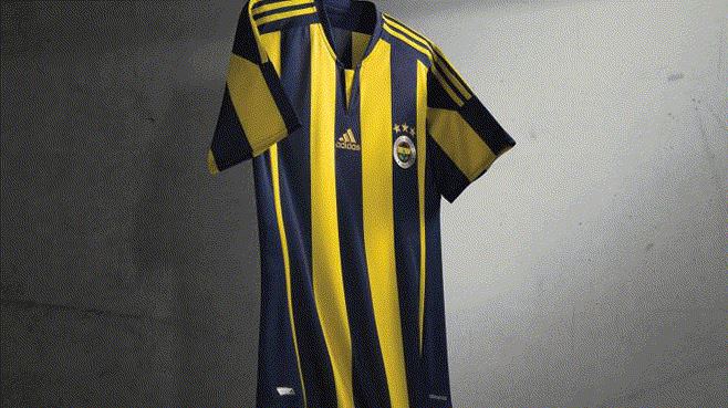 İşte Fenerbahçe'nin yeni forması - 1