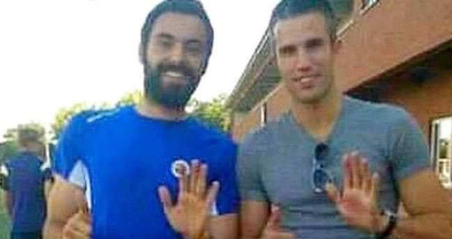 Van Persie'den Galatasaraylıları çıldırtacak hareket - 1