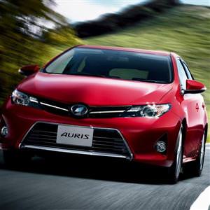 Yeni Auris geliyor