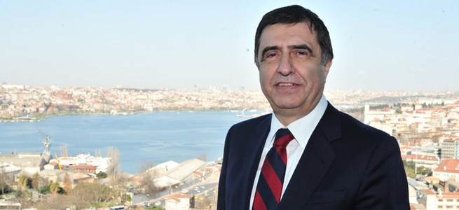 Ahmet Pura yeniden  IAB  Başkanı!