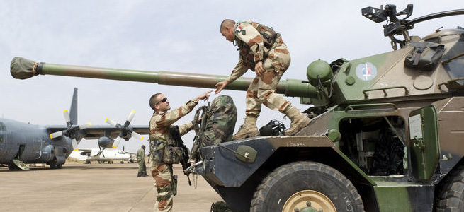 Fransa Mali’de kara harekatına hazırlanıyor