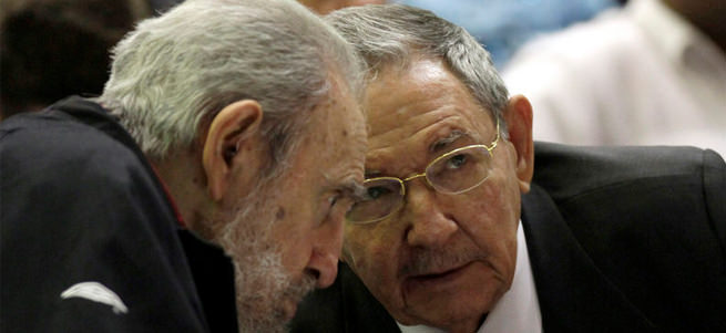 Raul Castro 5 yıl daha görevde