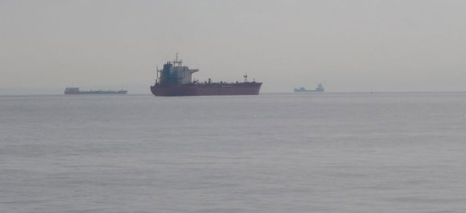 Karadeniz’de iki gemi çarpıştı