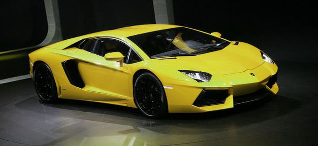 Lamborghini’den 50. yıla özel hediye