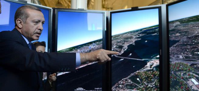 Erdoğan “Google glass”ı test etti
