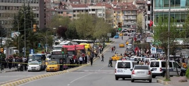 Kadıköy’de trafiğe kapatılan yollar açıldı