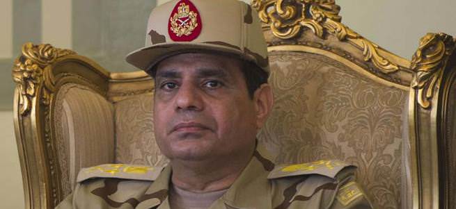 Darbeci general Sisi’den gaf!