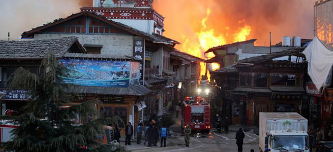 Çin’de tarihi kentte yangın
