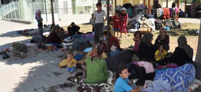 Evlerde kalan Suriyeliler kampa alınıyor