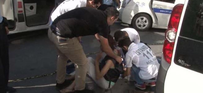 Taksim’de spatulalı saldırgan dehşeti