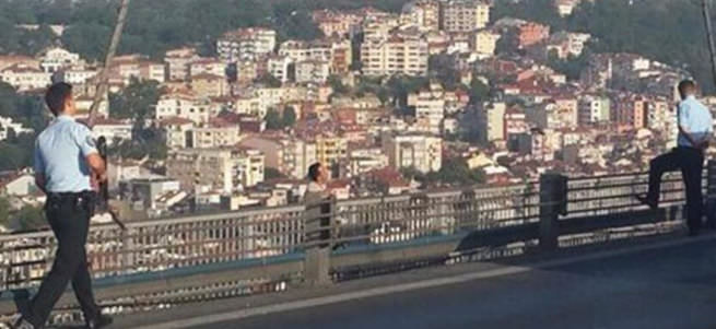 Boğaz Köprüsü’nde intihar