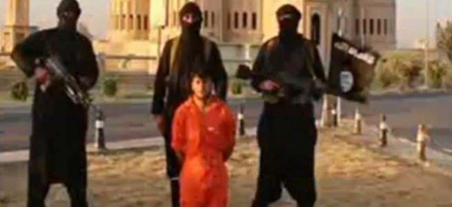 IŞİD peşmerge savaşçısının başını kesti!