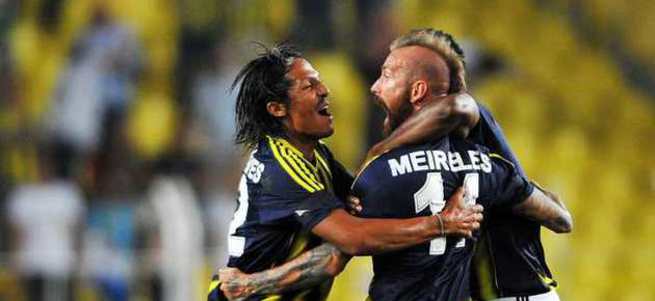 Fenerbahçe’ye iki yıldızından kötü haber