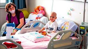 Lösemili çocuklara yeni yıl sürprizi