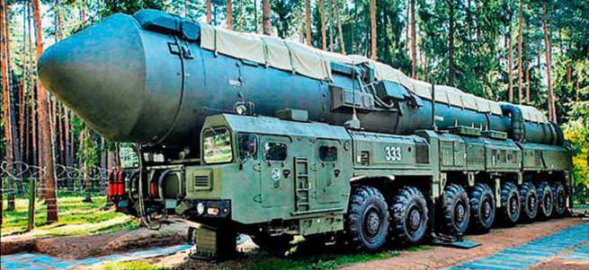 Putin’in nükleer füzeler taşıyan trenleri geliyor